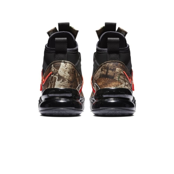 Nike Air Max 270 - Picture 2 of 5